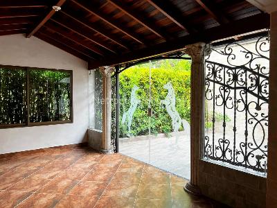 Casa de 3 alcobas en venta en El Poblado, Medellín, 190 m² · foto 4 de 18