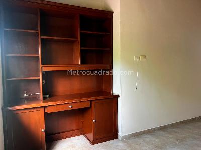 Casa de 3 alcobas en venta en El Poblado, Medellín, 190 m² · foto 9 de 18