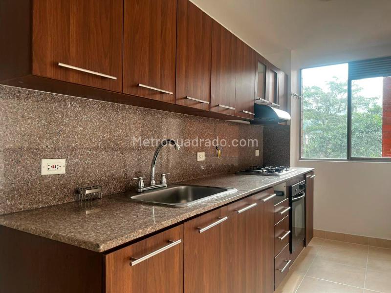 Apartamento de 3 Alcobas con Piscina en Envigado - 6