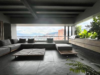 Apartamento de 1 alcoba en venta en El Poblado, Medellín, 249 m² · foto 11 de 18