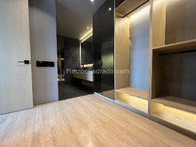 Apartamento de 1 alcoba en venta en El Poblado, Medellín, 249 m² · foto 13 de 18