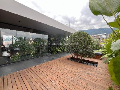 Apartamento de 1 alcoba en venta en El Poblado, Medellín, 249 m² · foto 17 de 18