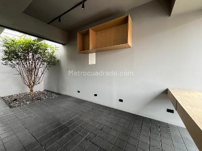 Apartamento de 1 alcoba en venta en El Poblado, Medellín, 249 m² · foto 9 de 18