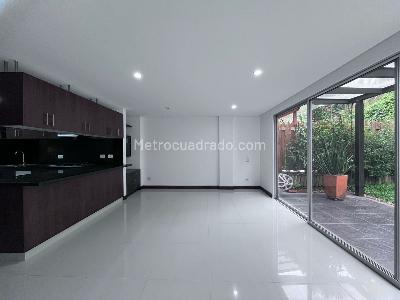 Casa de 3 alcobas en venta en Envigado, Envigado, 152 m² · foto 3 de 20