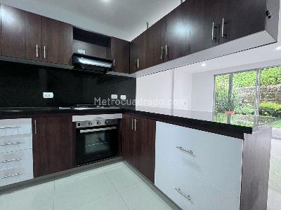 Casa de 3 alcobas en venta en Envigado, Envigado, 152 m² · foto 7 de 20
