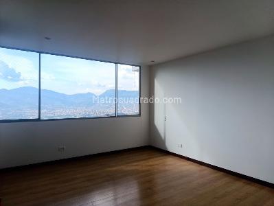 Apartamento de 3 alcobas en arriendo en El Poblado, Medellín, 135 m² · foto 11 de 17