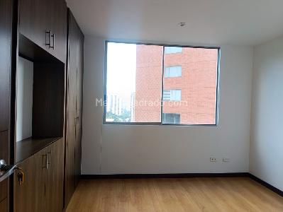 Apartamento de 3 alcobas en arriendo en El Poblado, Medellín, 135 m² · foto 12 de 17