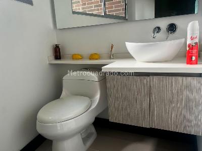 Apartamento de 2 alcobas en arriendo en El Poblado, Medellín, 92 m² · foto 19 de 19