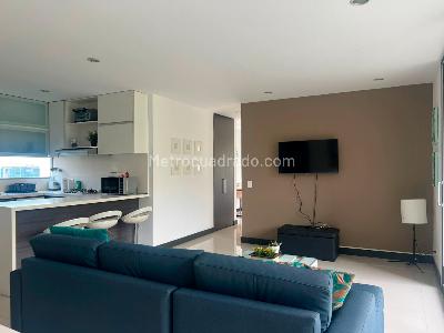 Apartamento de 2 alcobas en arriendo en El Poblado, Medellín, 92 m² · foto 7 de 19