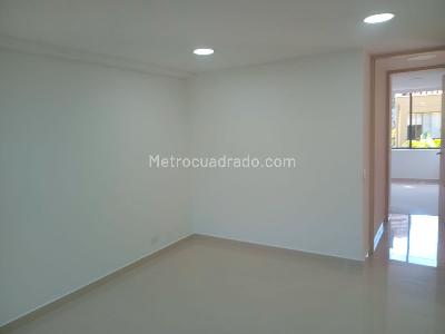Apartamento de 3 alcobas en arriendo en Las Lomas, Medellín, 113 m² · foto 10 de 19
