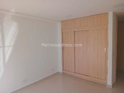 Apartamento de 3 alcobas en arriendo en Las Lomas, Medellín, 113 m² · foto 16 de 19
