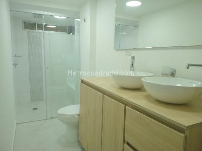 Apartamento de 3 alcobas en arriendo en Las Lomas, Medellín, 113 m² · foto 17 de 19