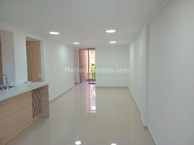 Apartamento de 3 alcobas en arriendo en Las Lomas, Medellín, 113 m² · foto 2 de 19