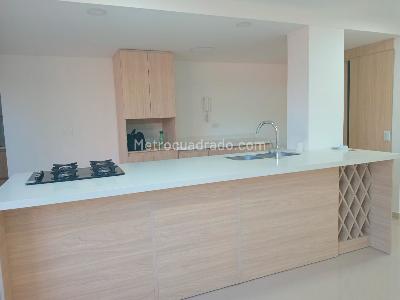 Apartamento de 3 alcobas en arriendo en Las Lomas, Medellín, 113 m² · foto 5 de 19