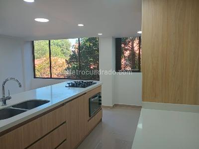 Apartamento de 3 alcobas en arriendo en Las Lomas, Medellín, 113 m² · foto 7 de 19