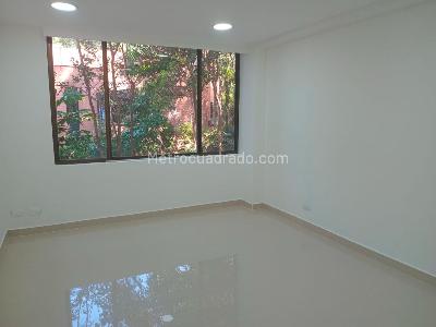 Apartamento de 3 alcobas en arriendo en Las Lomas, Medellín, 113 m² · foto 8 de 19