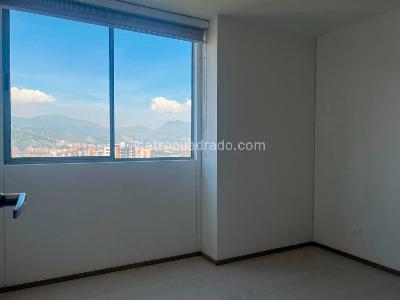 Apartamento de 2 alcobas en arriendo en Envigado, Envigado, 70 m² · foto 11 de 14