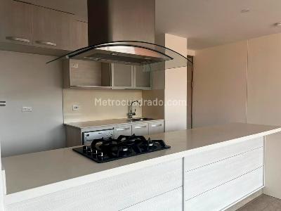 Apartamento de 2 alcobas en arriendo en Envigado, Envigado, 70 m² · foto 4 de 14