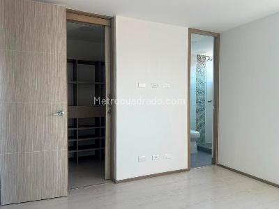 Apartamento de 2 alcobas en arriendo en Envigado, Envigado, 70 m² · foto 8 de 14