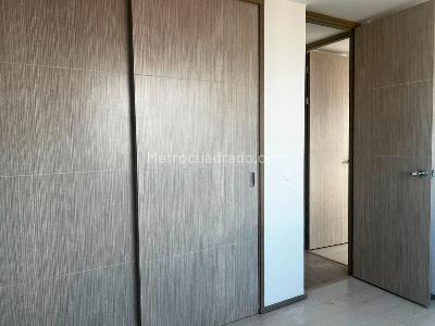 Apartamento de 2 alcobas en arriendo en Envigado, Envigado, 70 m² · foto 9 de 14