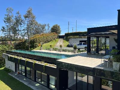 Casa de 4 alcobas en venta en Envigado, Envigado, 750 m² · foto 16 de 19
