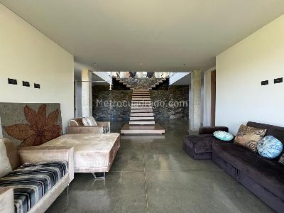 Casa de 4 alcobas en venta en Envigado, Envigado, 750 m² · foto 6 de 19