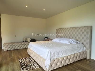 Casa de 4 alcobas en venta en Envigado, Envigado, 750 m² · foto 8 de 19