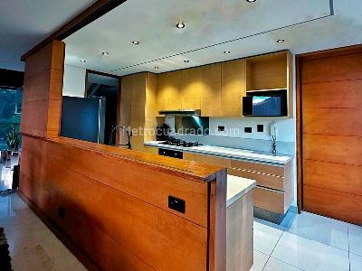 Apartamento en venta en El Poblado, Medellín · foto 4 de 10