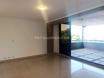 Apartamento de 3 alcobas en venta en El Poblado, Medellín, 230 m² · foto 12 de 20