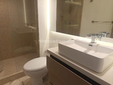 Apartamento de 3 alcobas en venta en El Poblado, Medellín, 230 m² · foto 18 de 20
