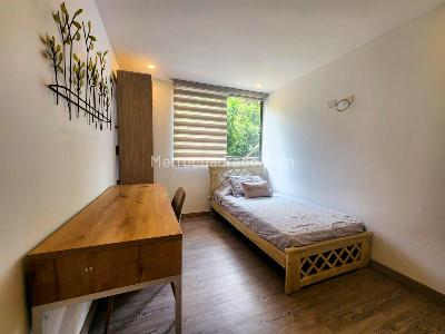 Apartamento de 3 alcobas en arriendo en El Poblado, Medellín, 149 m² · foto 11 de 18