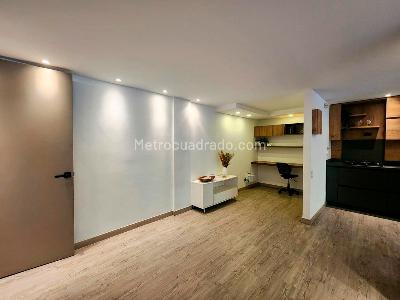 Apartamento de 3 alcobas en arriendo en El Poblado, Medellín, 149 m² · foto 3 de 18