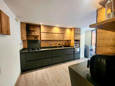 Apartamento de 3 alcobas en arriendo en El Poblado, Medellín, 149 m² · foto 8 de 18