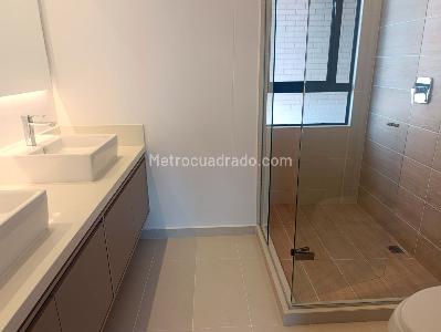 Apartamento en arriendo en El Poblado, Medellín · foto 18 de 19