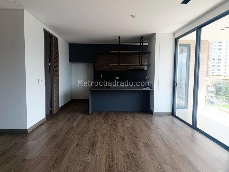Apartamento Moderno de 2 Alcobas con Gimnasio en El Poblado - 2