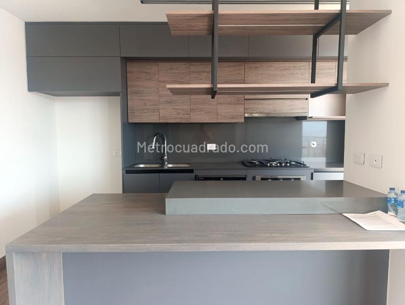 Apartamento Moderno de 2 Alcobas con Gimnasio en El Poblado - 6