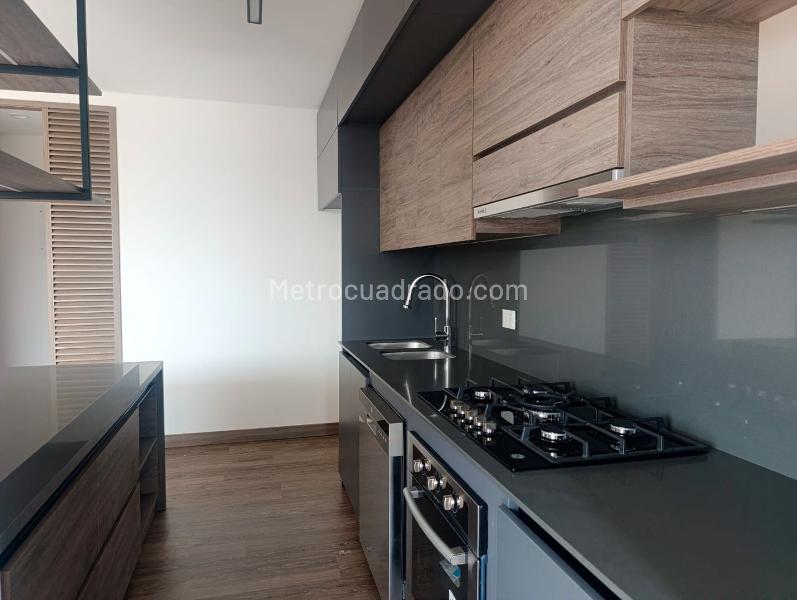 Apartamento Moderno de 2 Alcobas con Gimnasio en El Poblado - 7