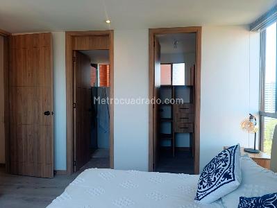 Apartamento de 2 alcobas en arriendo en El Poblado, Medellín, 86 m² · foto 12 de 19