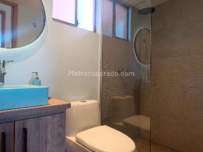 Apartamento de 2 alcobas en arriendo en El Poblado, Medellín, 86 m² · foto 18 de 19