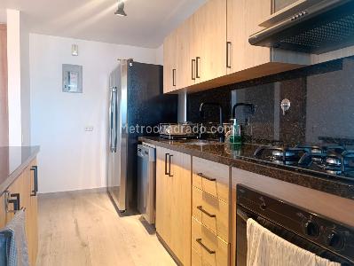 Apartamento de 2 alcobas en arriendo en El Poblado, Medellín, 86 m² · foto 7 de 19