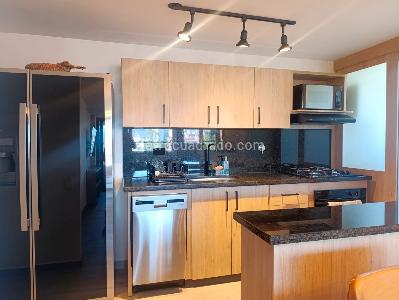 Apartamento de 2 alcobas en arriendo en El Poblado, Medellín, 86 m² · foto 8 de 19