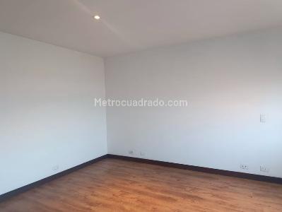 Apartamento de 3 alcobas en arriendo en El Poblado, Medellín, 147 m² · foto 12 de 19