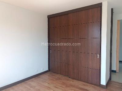 Apartamento de 3 alcobas en arriendo en El Poblado, Medellín, 147 m² · foto 14 de 19