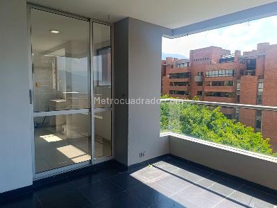 Apartamento de 3 alcobas en arriendo en El Poblado, Medellín, 147 m² · foto 19 de 19