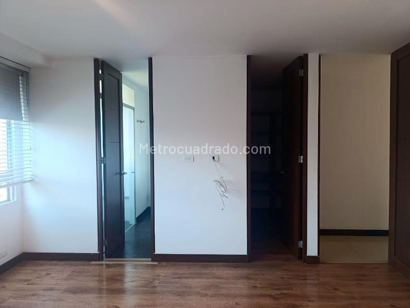 Modern 3BR Apartment in El Poblado - 7
