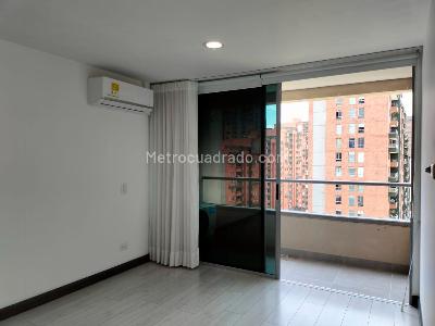 Apartamento de 2 alcobas en arriendo en Villa Carlota, Medellín, 78 m² · foto 10 de 18