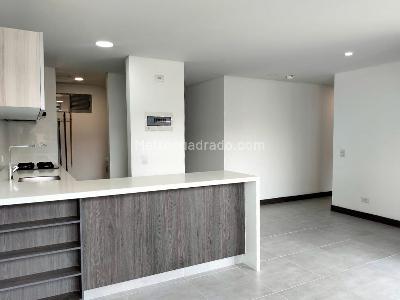 Apartamento de 2 alcobas en arriendo en Villa Carlota, Medellín, 78 m² · foto 4 de 18