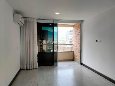 Apartamento de 2 alcobas en arriendo en Villa Carlota, Medellín, 78 m² · foto 9 de 18