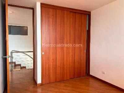 Apartamento de 3 alcobas en arriendo en El Poblado, Medellín, 114 m² · foto 14 de 20