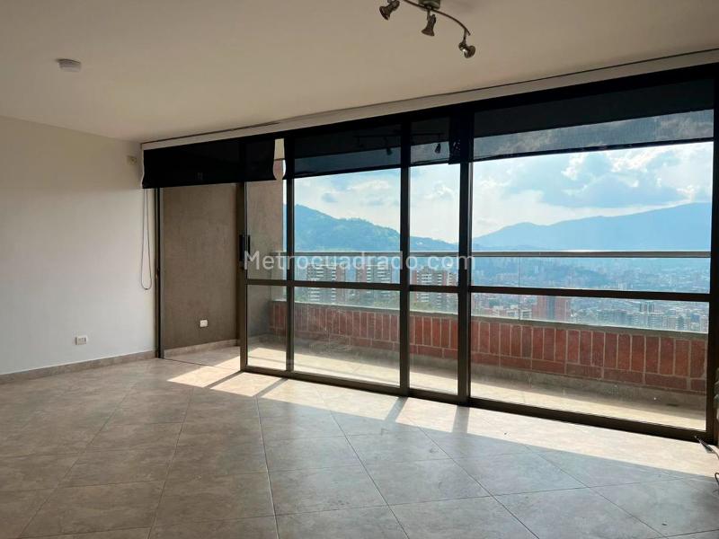 Modern 3BR Apartment in El Poblado